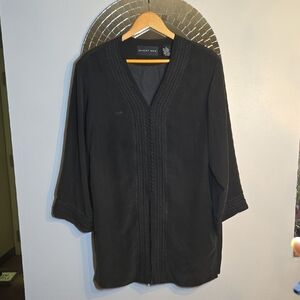 August Silk Silk Embroidered Wide Sleeved Button Front Lined Blouse Jacket NWOT